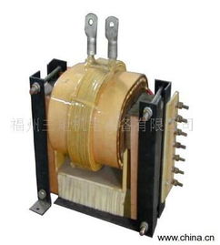 供应变压器与整流器 电力转换的关键组件